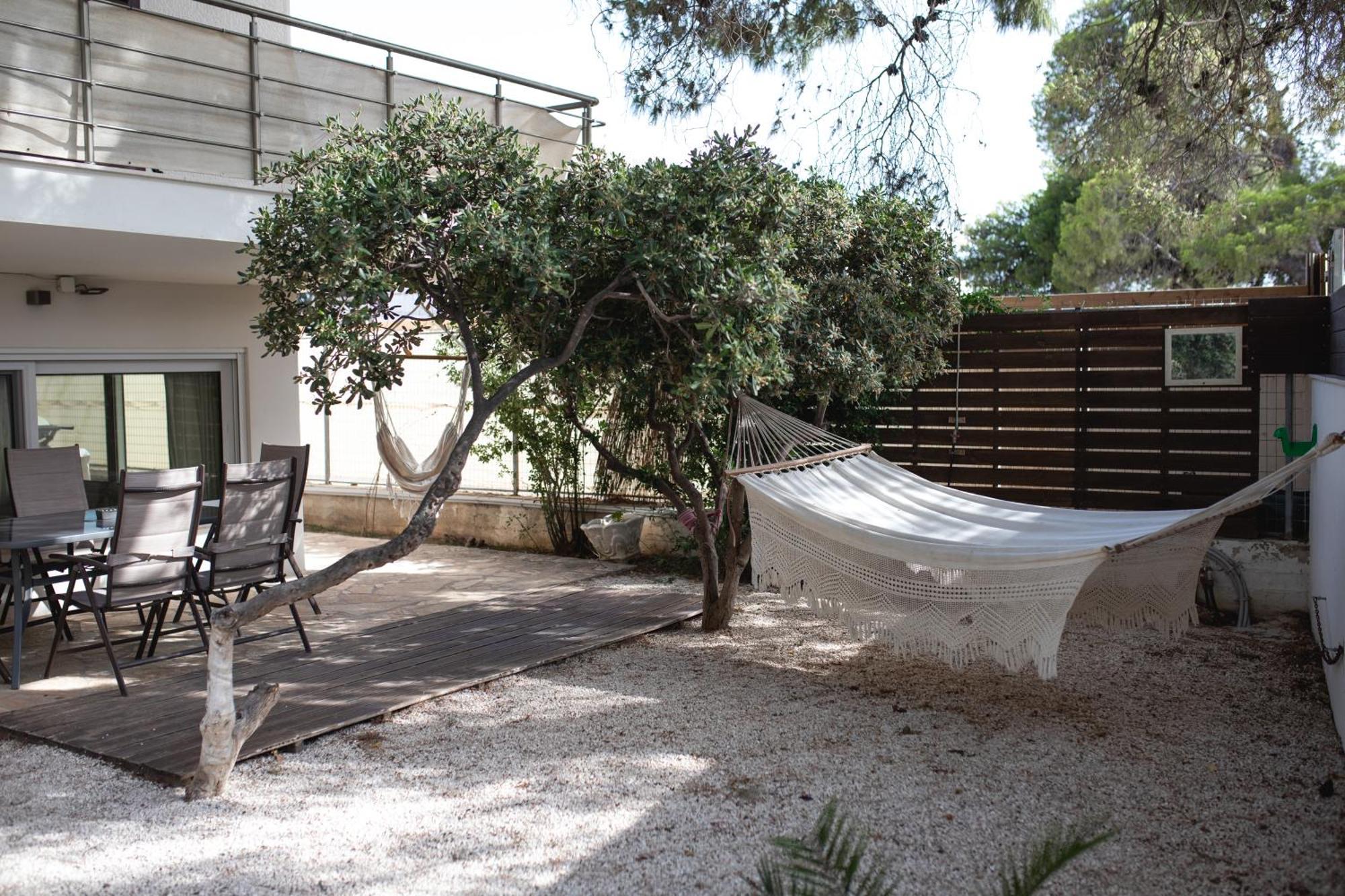Rafia Loft Loutraki, Garden & Pool Table - Beach Loutráki Exterior foto